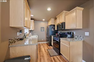 4942 Holly St, Springfield, OR 97478 - Photo 11