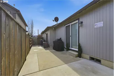 4942 Holly St, Springfield, OR 97478 - Photo 29