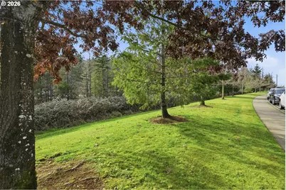 4942 Holly St, Springfield, OR 97478 - Photo 31