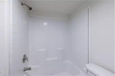 4875 N Hwy 101, 80, Depoe Bay, OR 97341 - Photo 17