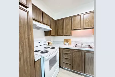11040 SW Greenburg Rd #206, Portland, OR 97210 - Photo 11
