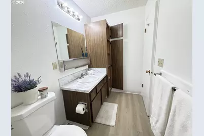 11040 SW Greenburg Rd #206, Portland, OR 97210 - Photo 19