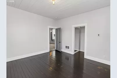 103 Washington St, Astoria, OR 97103 - Photo 17