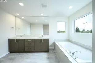 1340 S 32nd Ave, Cornelius, OR 97113 - Photo 29