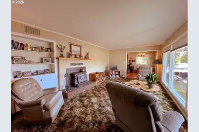 600 SE 2nd Ave, John Day, OR 97845 - Photo 3