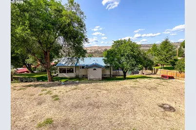 600 SE 2nd Ave, John Day, OR 97845 - Photo 39
