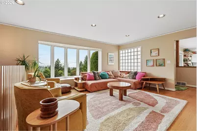 2300 SW Seymour Dr, Portland, OR 97239 - Photo 9