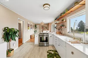 2300 SW Seymour Dr, Portland, OR 97239 - Photo 15