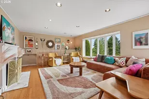 2300 SW Seymour Dr, Portland, OR 97239 - Photo 7
