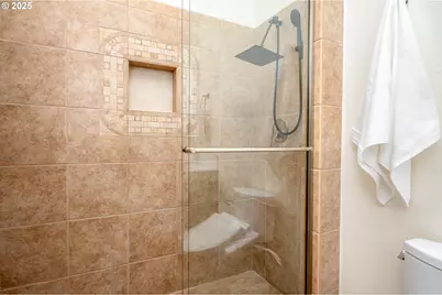 7445 SW Greens View Ct, Wilsonville, OR 97070 - Photo 35