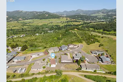 621 Highland Vista Ln, Roseburg, OR 97471 - Photo 47