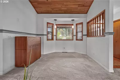 1050 NW Jackson St, Hillsboro, OR 97124 - Photo 9
