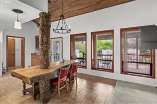 1050 NW Jackson St, Hillsboro, OR 97124 - Photo 11