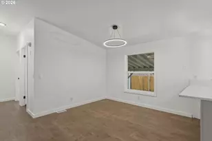 12323 SE Holgate Blvd, Portland, OR 97236 - Photo 9