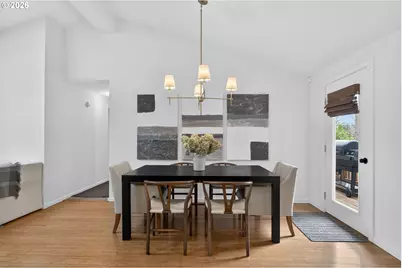 9843 SW 2nd Ave, Portland, OR 97219 - Photo 9