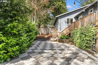 9843 SW 2nd Ave, Portland, OR 97219 - Photo 35