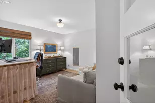 9843 SW 2nd Ave, Portland, OR 97219 - Photo 25