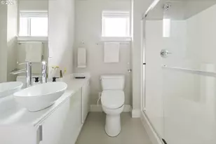 10054 SE Elderberry St, Happy Valley, OR 97086 - Photo 17