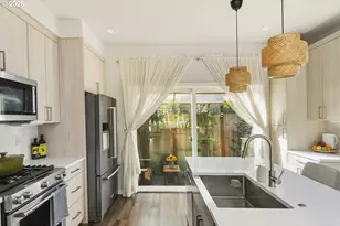 519 N Cook St, Portland, OR 97227 - Photo 13
