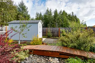 1190 SE Bugle Ave, Warrenton, OR 97146 - Photo 5