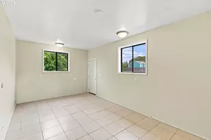 1955 Johnson St, North Bend, OR 97459 - Photo 15