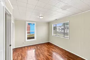 1955 Johnson St, North Bend, OR 97459 - Photo 13