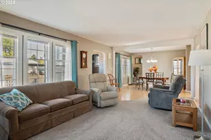 1 SW D St, Castle Rock, WA 98611 - Photo 5