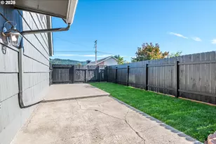 1 SW D St, Castle Rock, WA 98611 - Photo 27