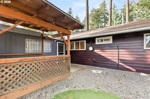 9136 SE Steele St, Portland, OR 97266 - Photo 25