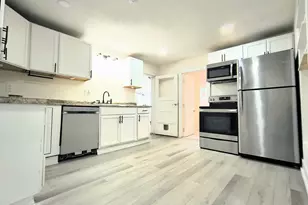 254 N Dean St, Coquille, OR 97423 - Photo 5