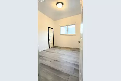 254 N Dean St, Coquille, OR 97423 - Photo 17