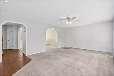 551 Haussler Rd, Kelso, WA 98626 - Photo 11