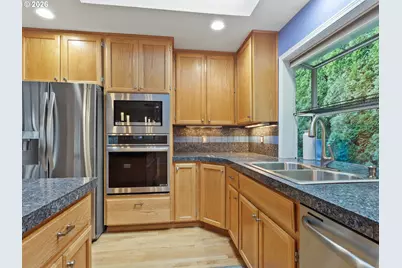 15607 NE 15th Cir, Vancouver, WA 98684 - Photo 13