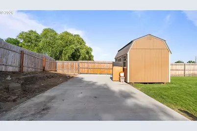 101 Falcon Ct, Boardman, OR 97818 - Photo 25