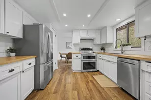 4355 SE 10th Dr, Gresham, OR 97080 - Photo 9