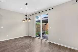 23053 NE Sockeye St, Troutdale, OR 97060 - Photo 17
