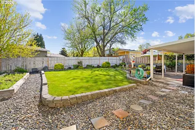 445 SE 7th St, Hermiston, OR 97838 - Photo 33