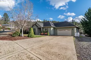 1737 NE Shale Ct, Roseburg, OR 97470 - Photo 5