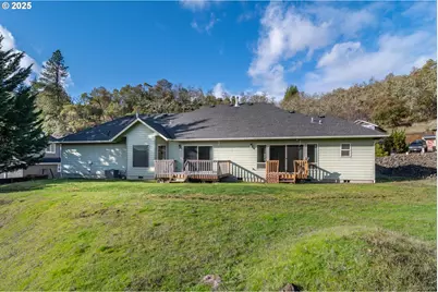 1737 NE Shale Ct, Roseburg, OR 97470 - Photo 41