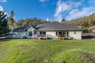 1737 NE Shale Ct, Roseburg, OR 97470 - Photo 41