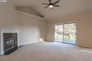 1737 NE Shale Ct, Roseburg, OR 97470 - Photo 15