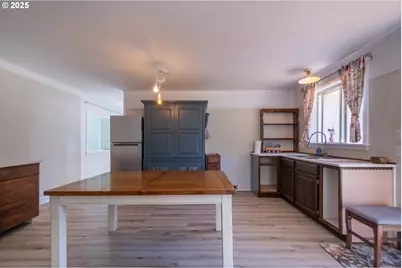 135 Laurel St, Gleneden Beach, OR 97388 - Photo 19