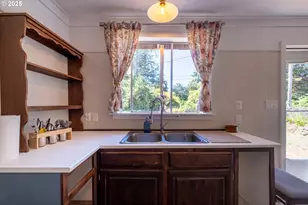 135 Laurel St, Gleneden Beach, OR 97388 - Photo 23