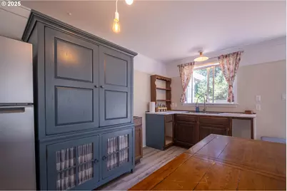 135 Laurel St, Gleneden Beach, OR 97388 - Photo 21