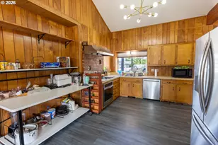 1080 Hope Ave NW, Salem, OR 97304 - Photo 17