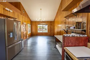 1080 Hope Ave NW, Salem, OR 97304 - Photo 19