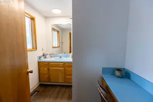 1080 Hope Ave NW, Salem, OR 97304 - Photo 27