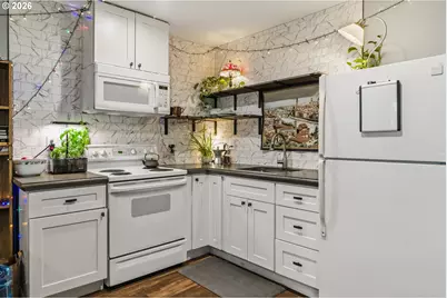 11937 NE Holladay St, Portland, OR 97220 - Photo 9