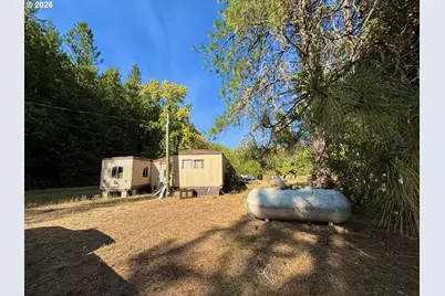 5184 Upper Cow Creek Rd, Azalea, OR 97410 - Photo 13