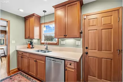 7124 N Montana Ave, Portland, OR 97217 - Photo 7